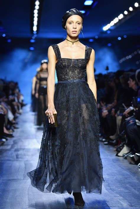 christian dior runway fashion